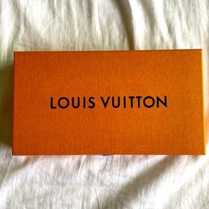 Louis Vuitton wallet box